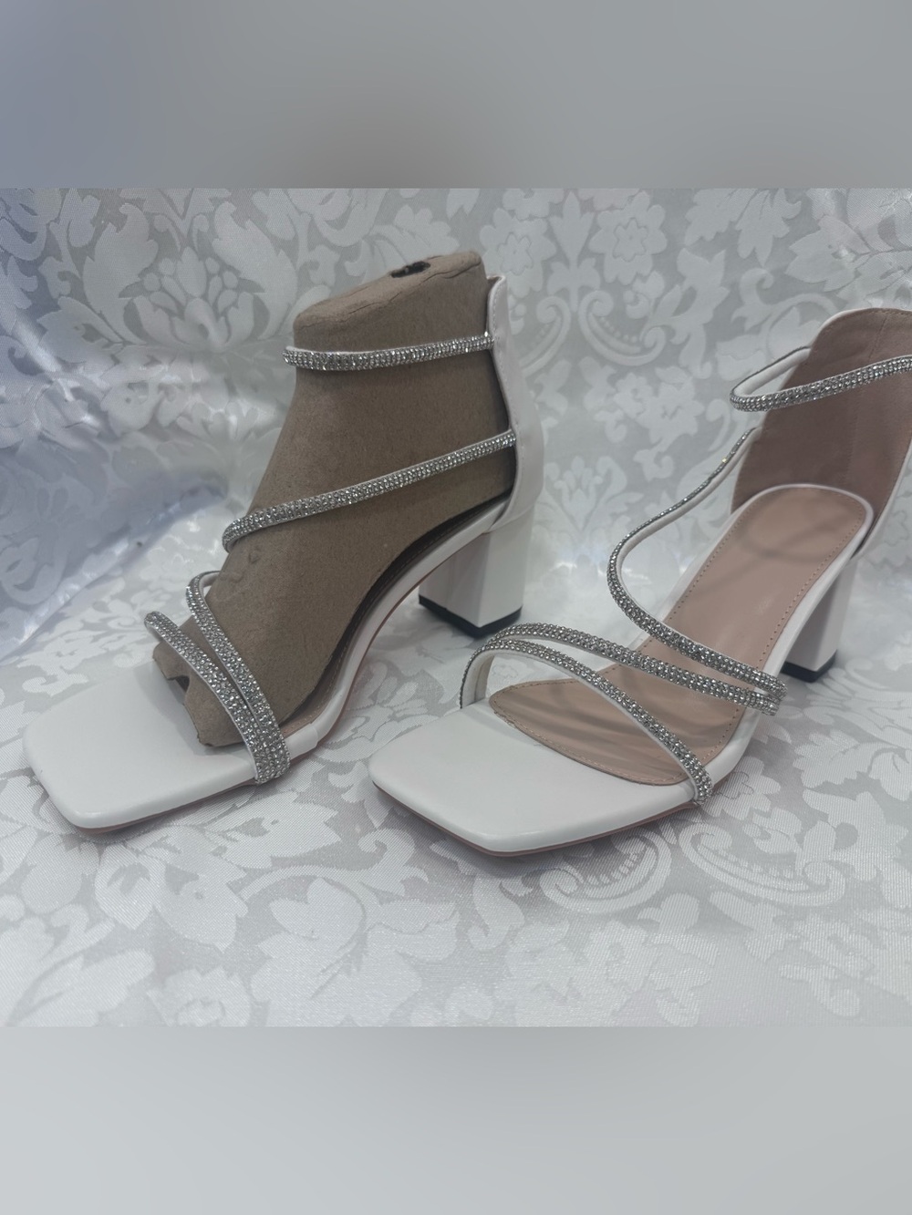 SHEIN White Rhinestone Strap Block Heel Sandals